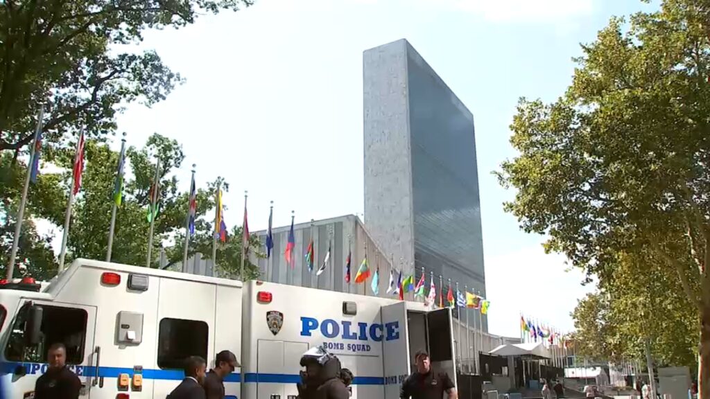 19844883 091726 wabc un security img
