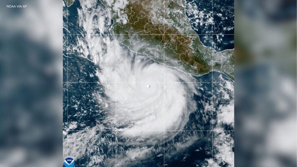 19861214 092326 kgo ap hurricane polo img