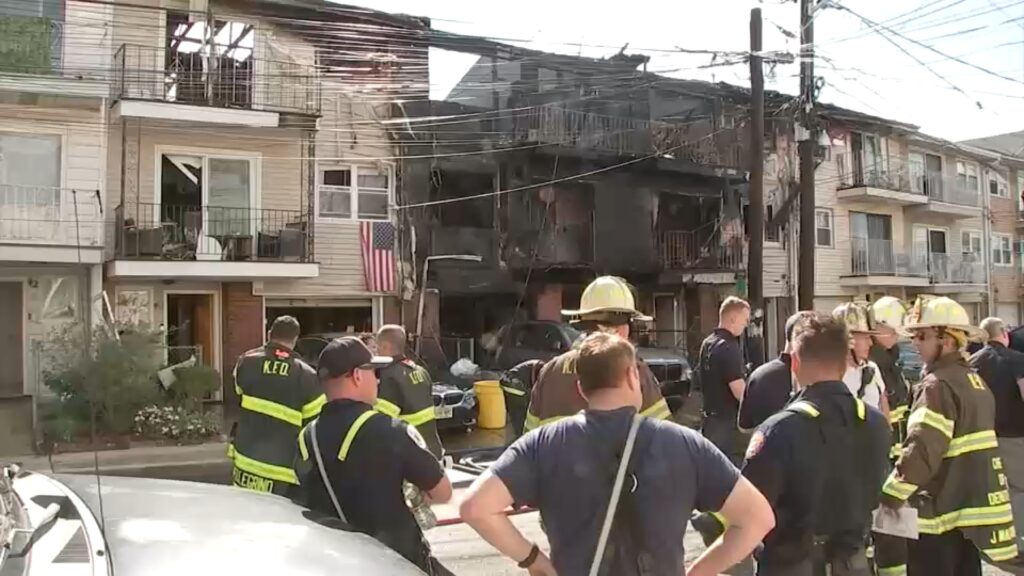19862469 092326 wabc newark fire img