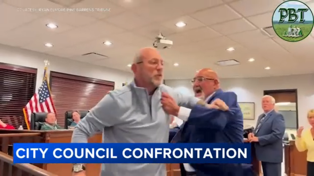 19969931 102226 wpvi council confrontation img