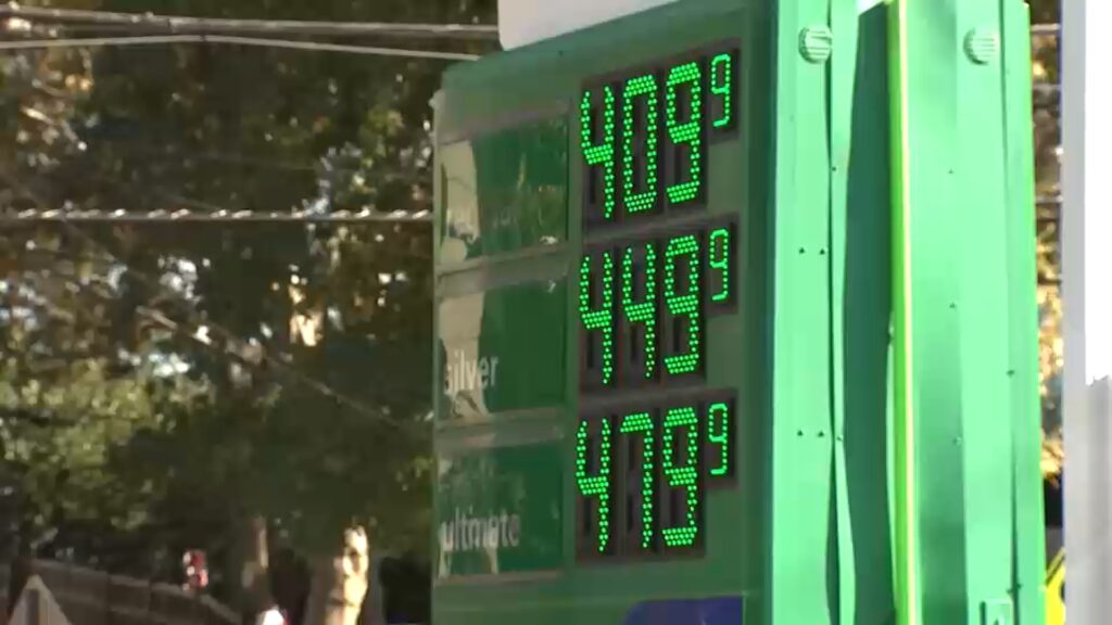 19969998 102226 wabc gas prices img