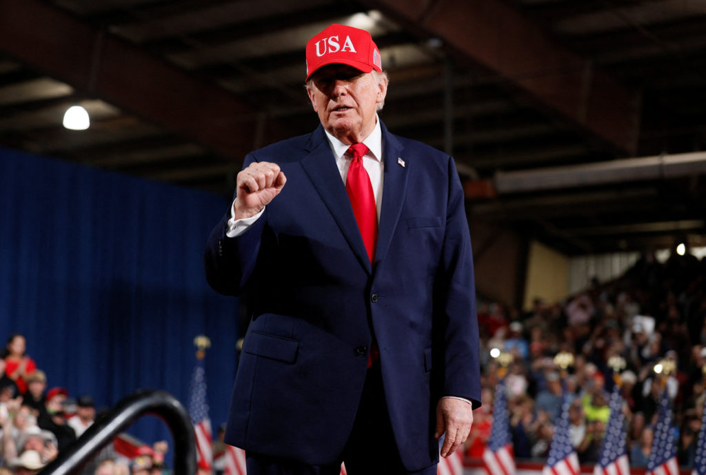 2026 10 15t022314z 786665944 rc2e3oav7w6f rtrmadp 3 usa trump