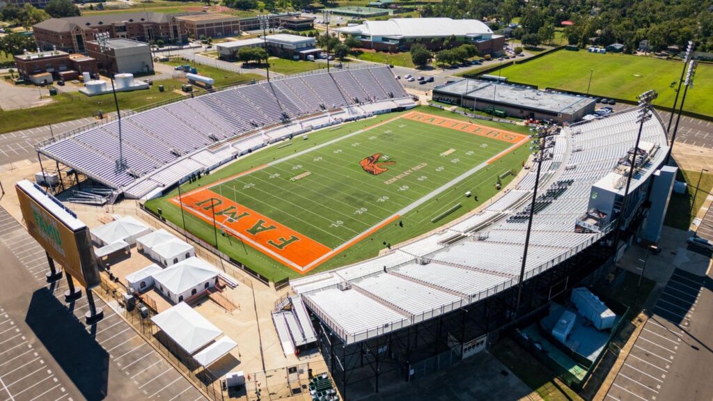 A birds-eye view of an American football stadium