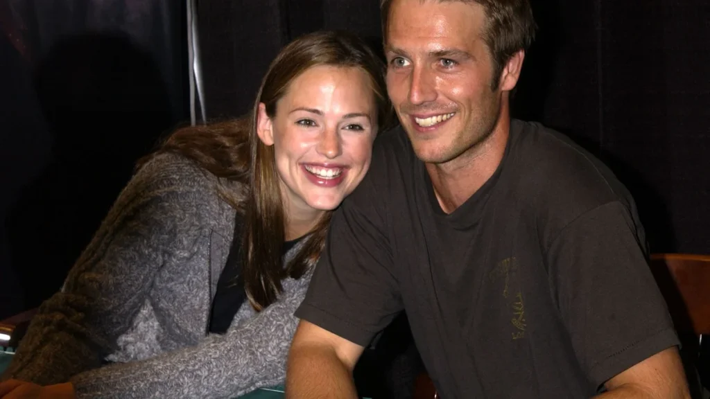 53f5e59618d7 jennifer garner and michael vartan